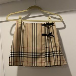 Burberry Girl Wrap Around Skirt size 10